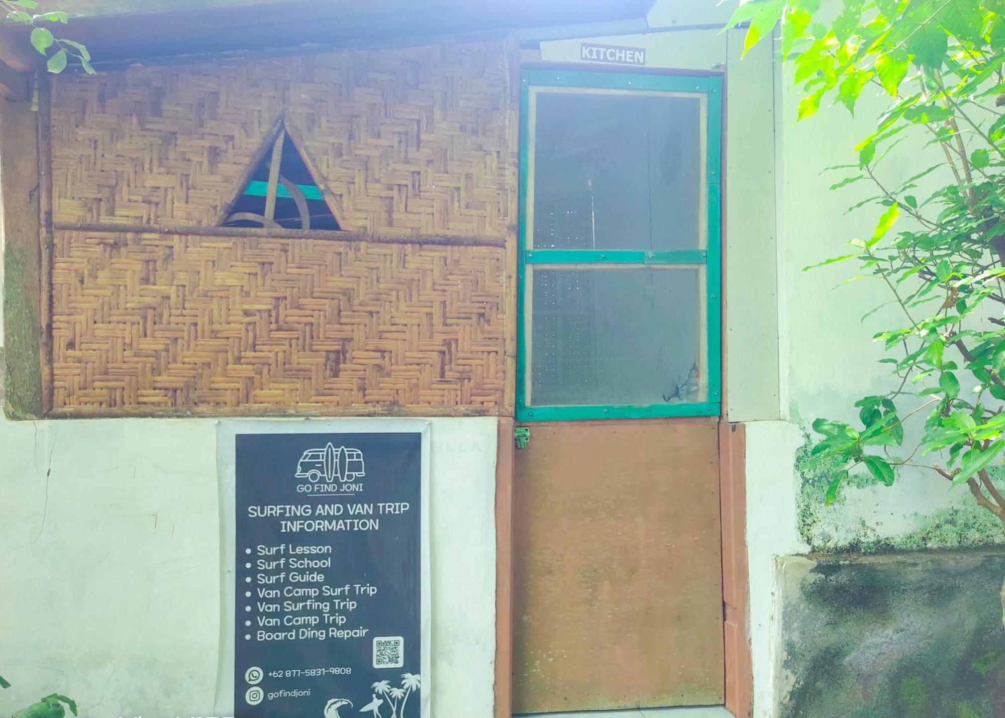 Putri Nyale Bungalow Kuta  Exterior foto